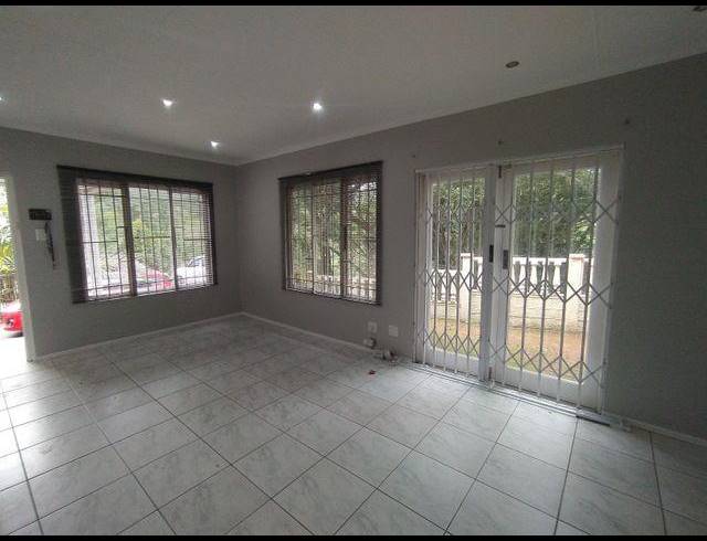 2 BEDROOM PROPERTY TO RENT IN DAWNCLIFFE